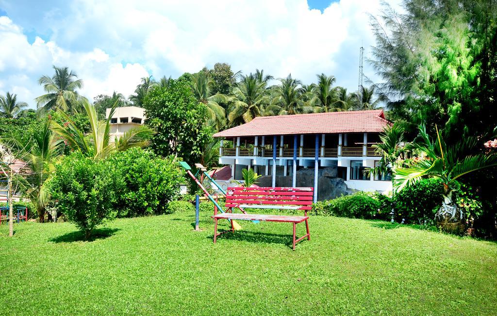 Vascodagama Beach Resort Kappad Exterior photo