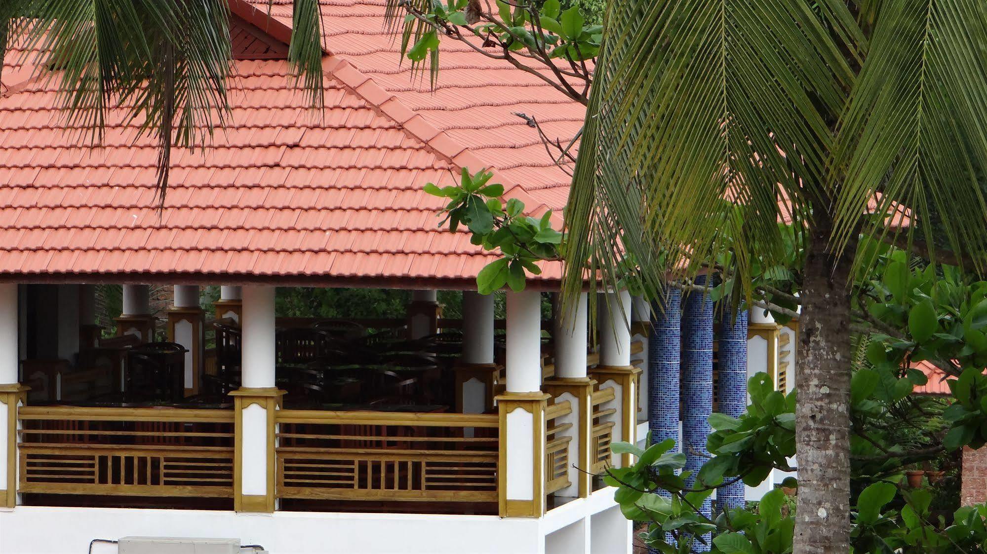 Vascodagama Beach Resort Kappad Exterior photo