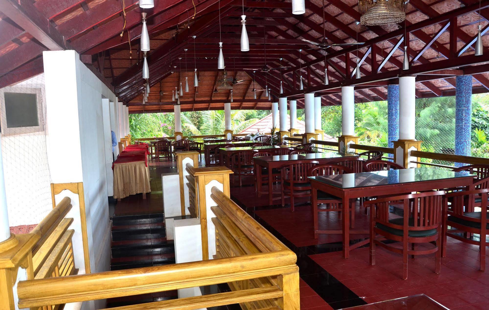 Vascodagama Beach Resort Kappad Exterior photo