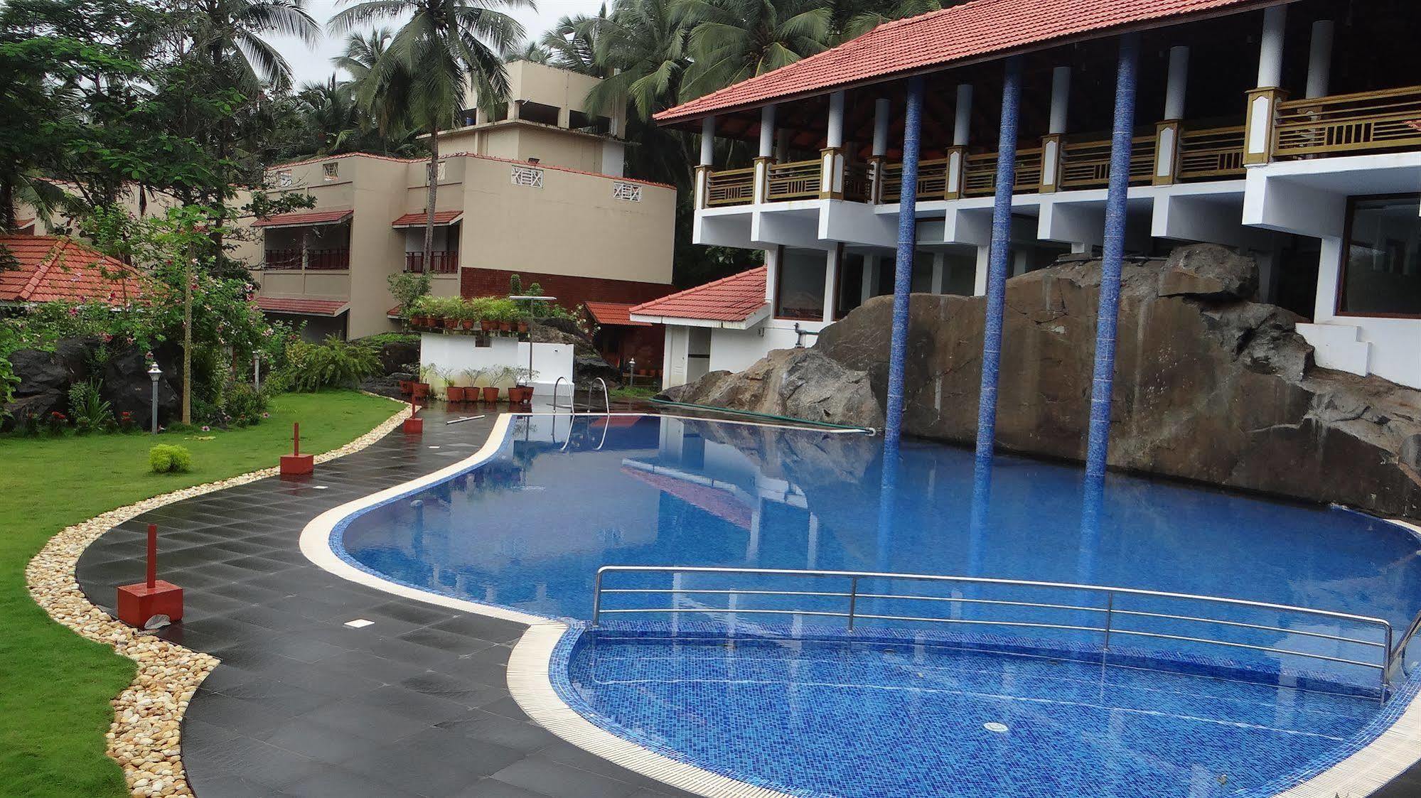 Vascodagama Beach Resort Kappad Exterior photo