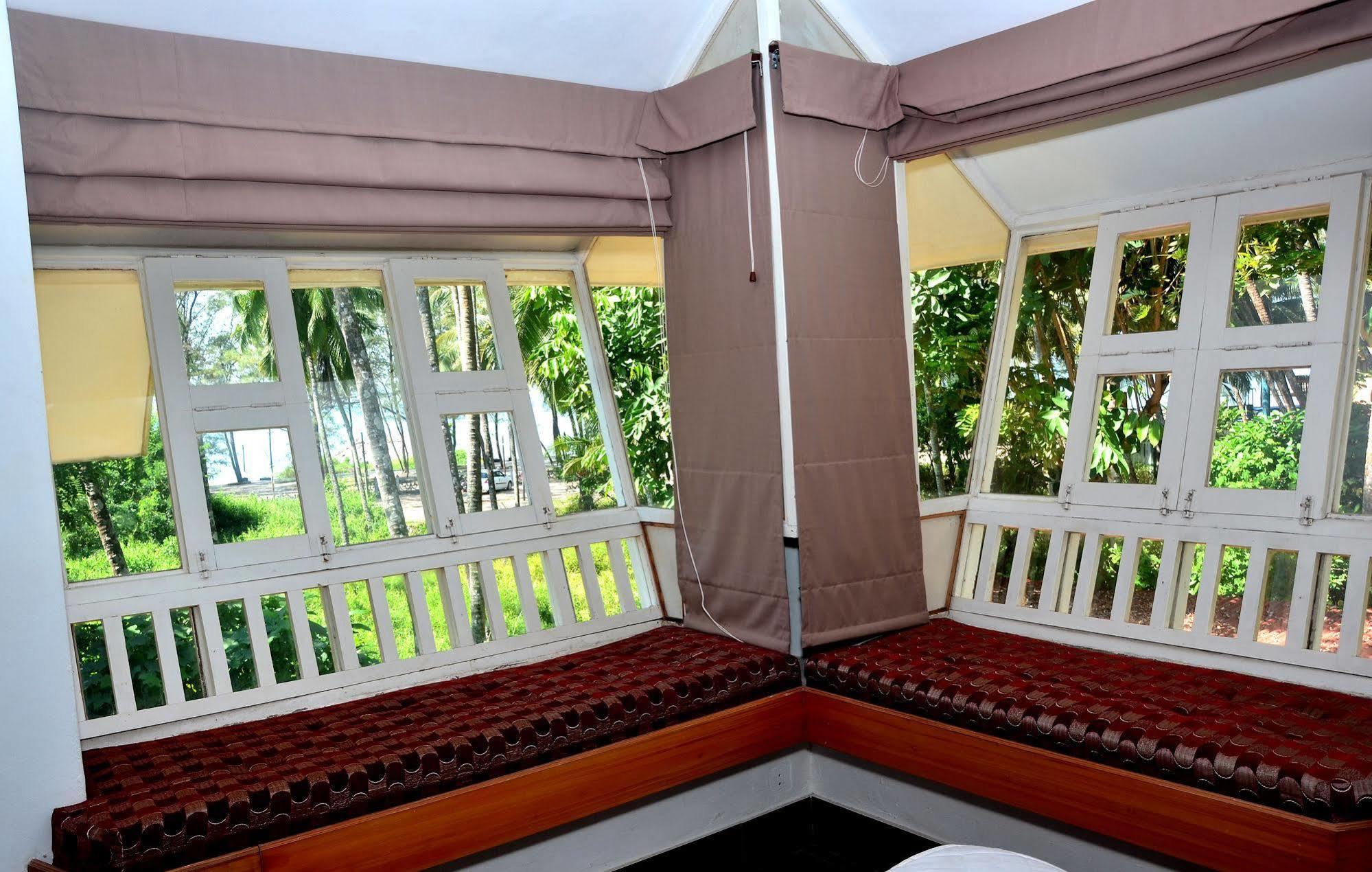 Vascodagama Beach Resort Kappad Exterior photo